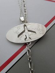 DijesMapamundi&Avión (1) DijesMapamundi&Avión (1)