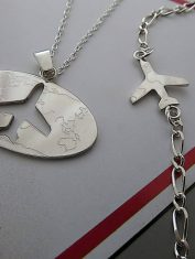 DijesMapamundi&Avión (3) DijesMapamundi&Avión (3)