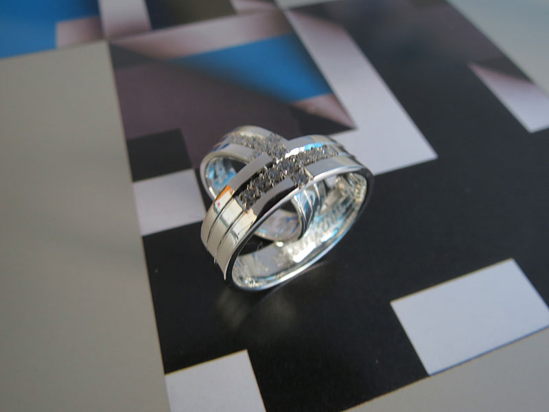 Argollas Cruz Zircones (4)