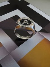 Anillo Letra y Grabado con Resina (5)