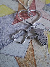 Fonendo-con-Principito (2) Fonendo-con-Principito (2)