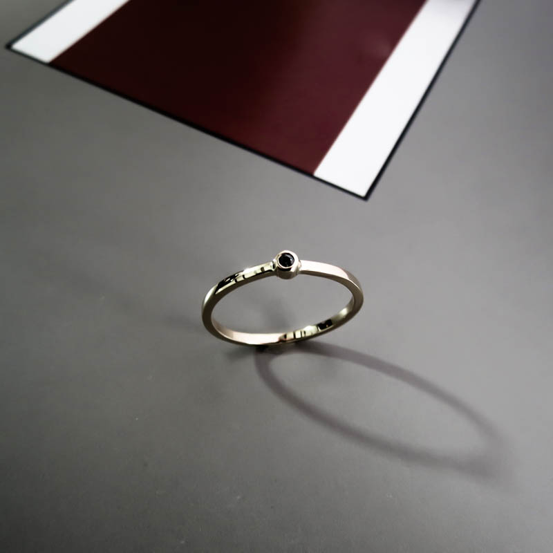 APL026 - Anillo Solitario Minimal Plata (3)